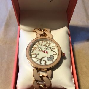 Betsey Johnson Watch BJ00329-06 Mother Of Pearl